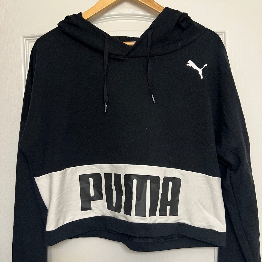 Puma Cropped Hoodie